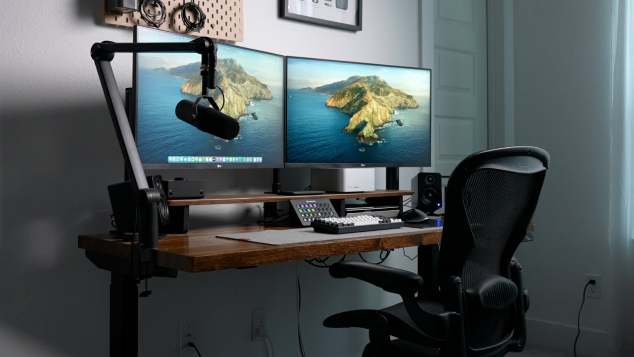Modern home office IT setup with desktop computer, dual monitors, and ergonomic chair – NeuroWerx professional tech services in Los Angeles & Orange County.