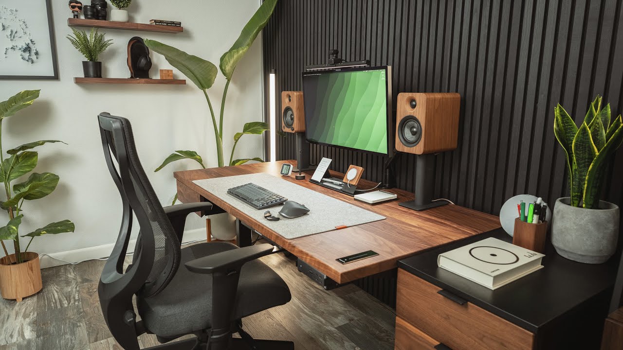 NeuroWerx home office IT installation and optimization with dual monitors, speakers, and ergonomic workspace in Los Angeles and Orange County.